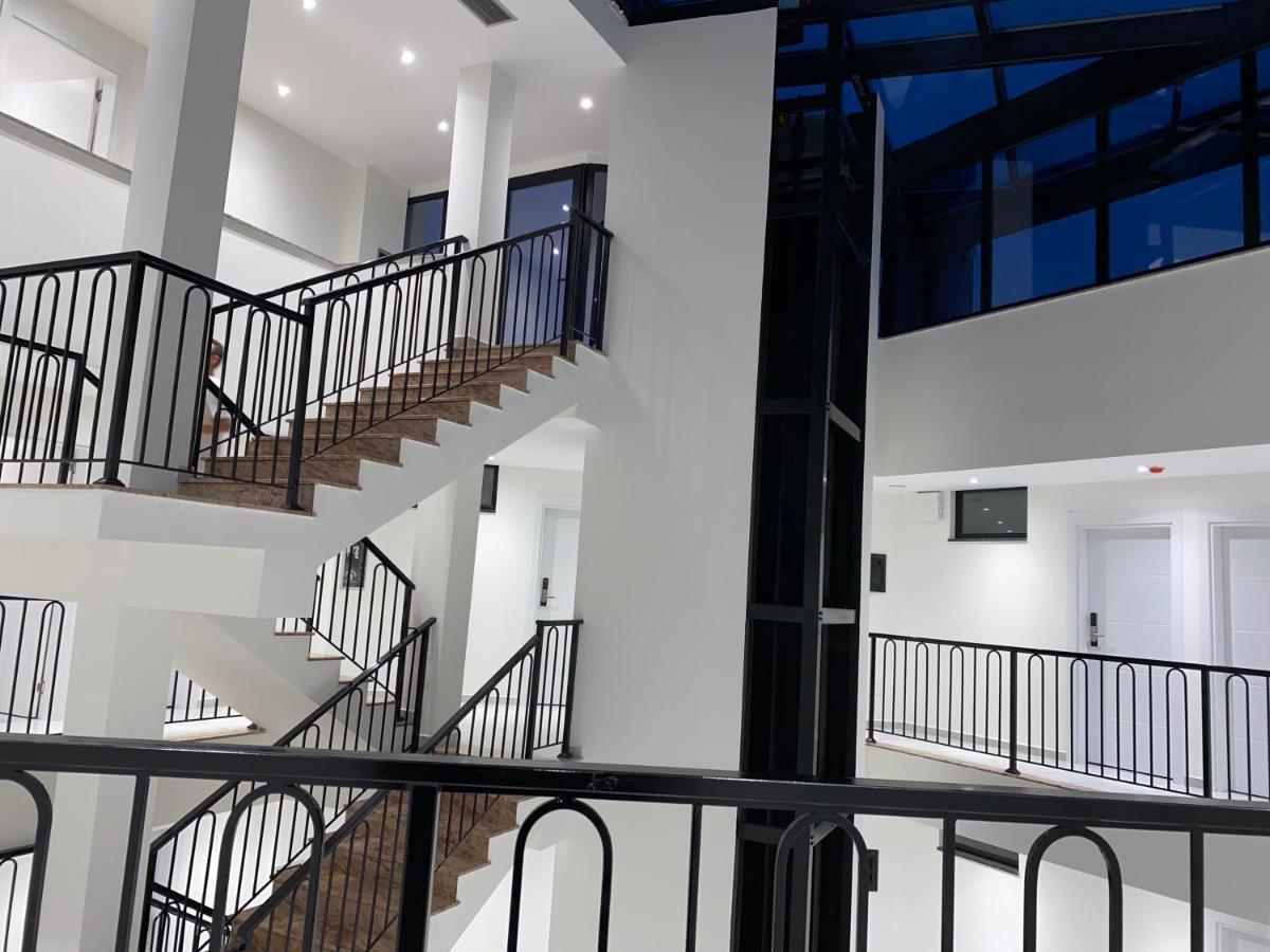 The Honeycomb Boutique Hotel 골렘 외부 사진
