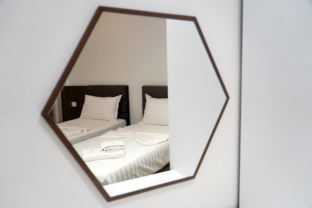 The Honeycomb Boutique Hotel 골렘 외부 사진
