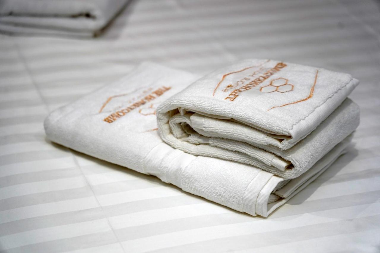 The Honeycomb Boutique Hotel 골렘 외부 사진