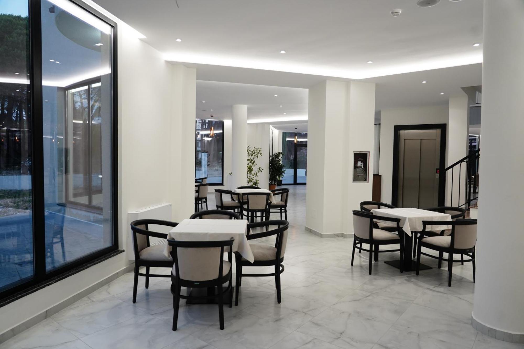 The Honeycomb Boutique Hotel 골렘 외부 사진