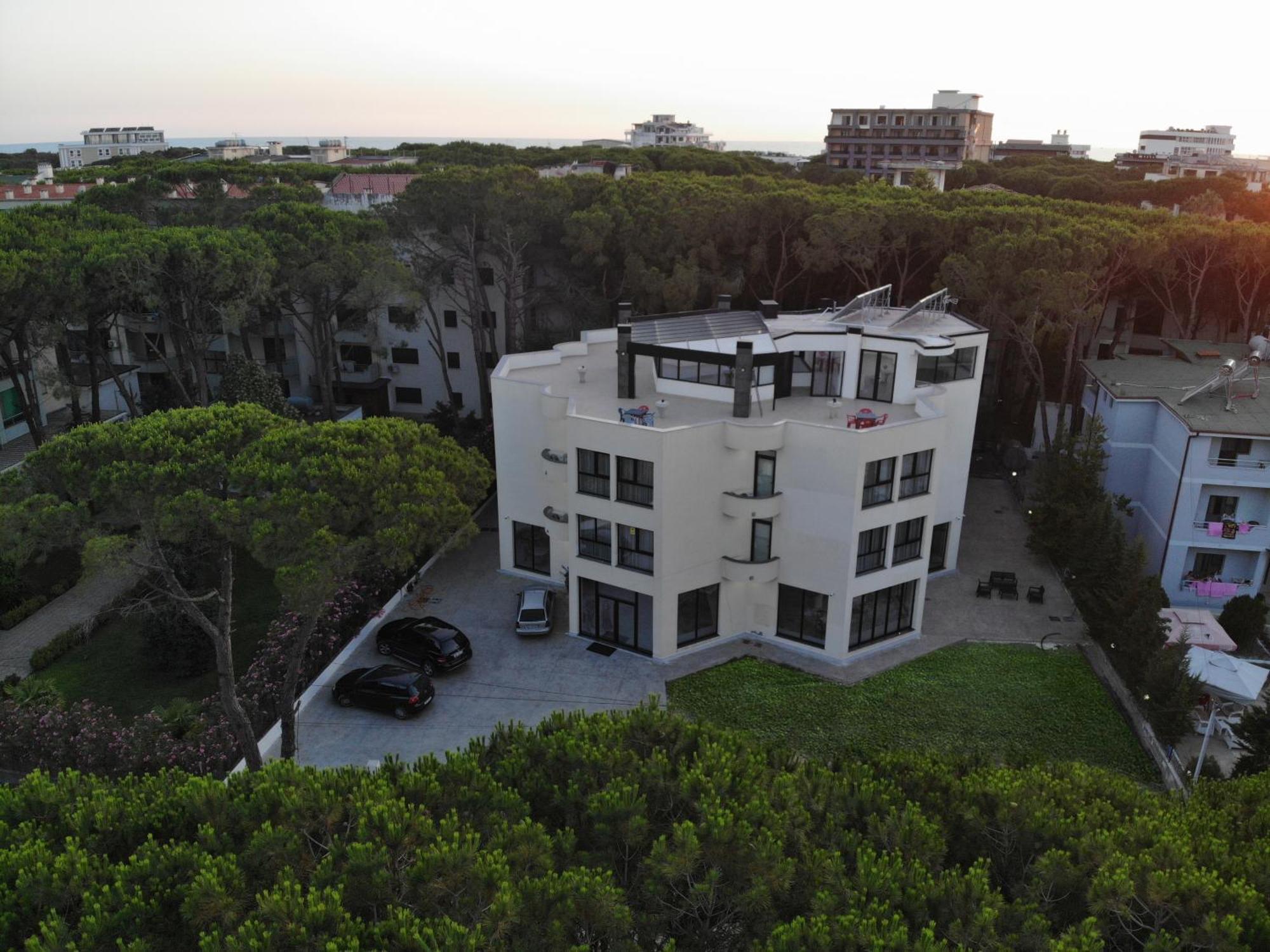 The Honeycomb Boutique Hotel 골렘 외부 사진