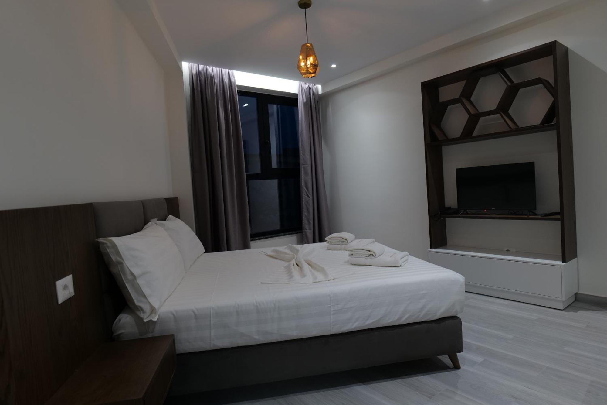 The Honeycomb Boutique Hotel 골렘 외부 사진