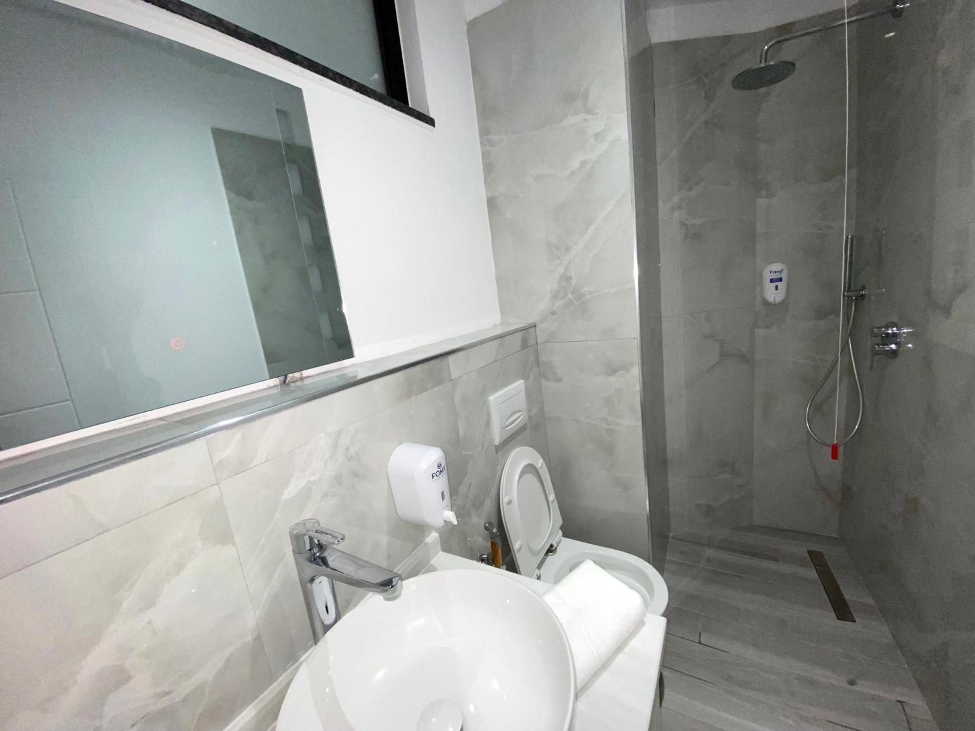The Honeycomb Boutique Hotel 골렘 외부 사진