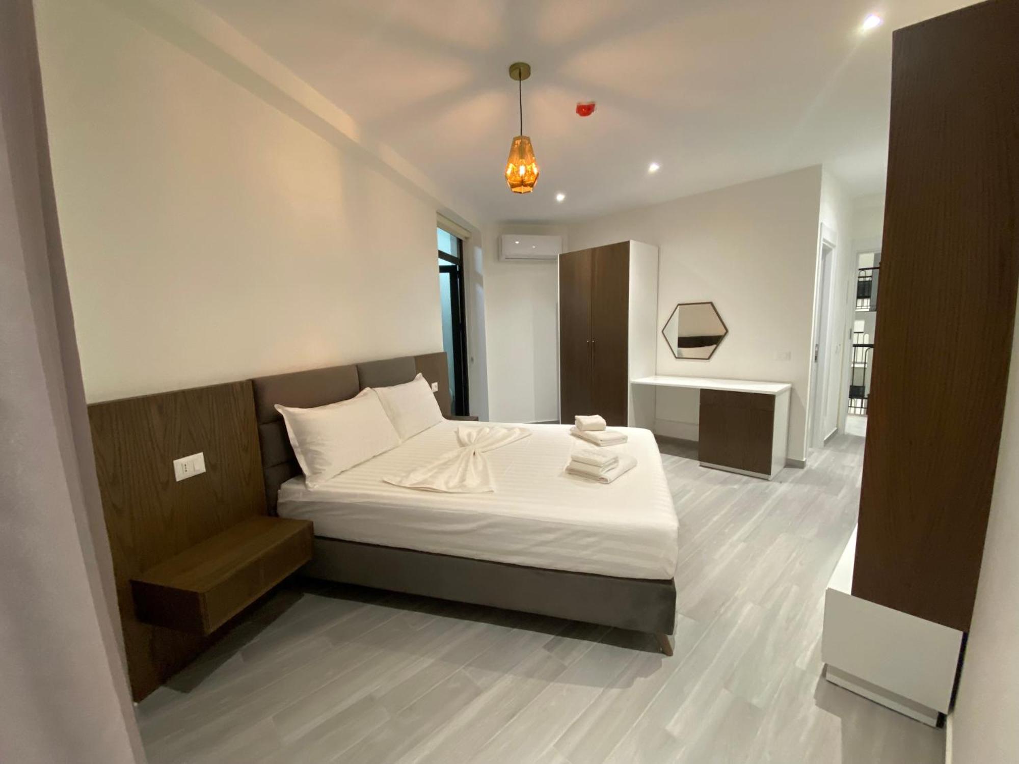 The Honeycomb Boutique Hotel 골렘 외부 사진